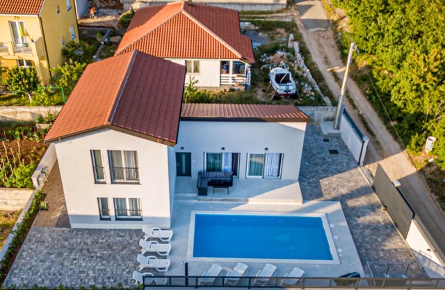 Preciosa casa en Kraljevica con cocina.