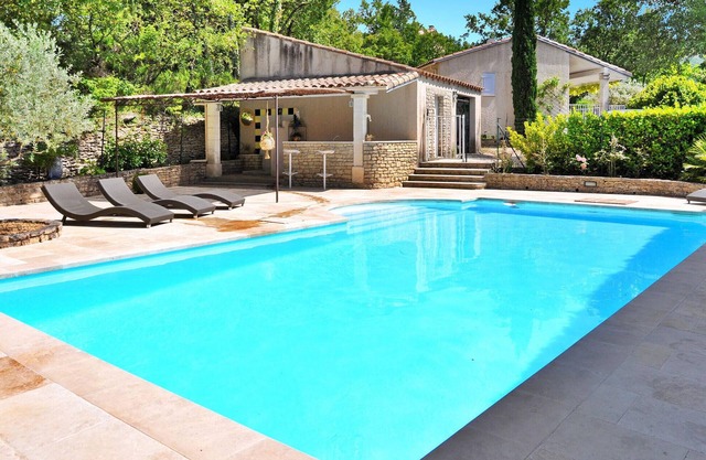 Preciosa casa en Lacoste