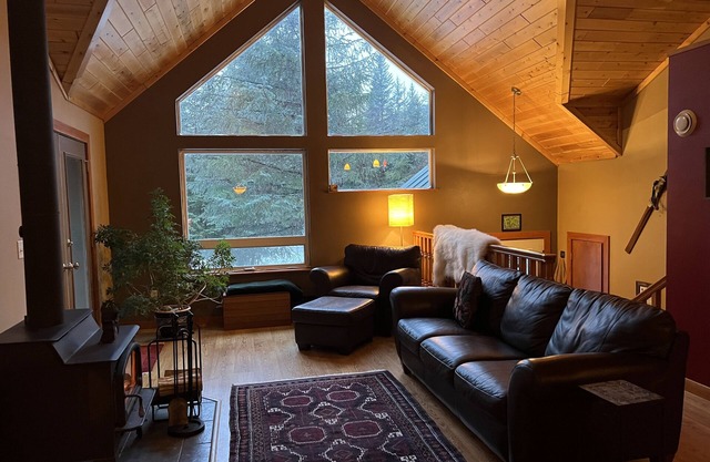 Lovely home in the woods, with hot tub and campfire ring