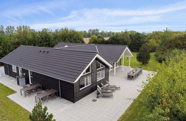 Preciosa casa en Væggerløse con sauna
