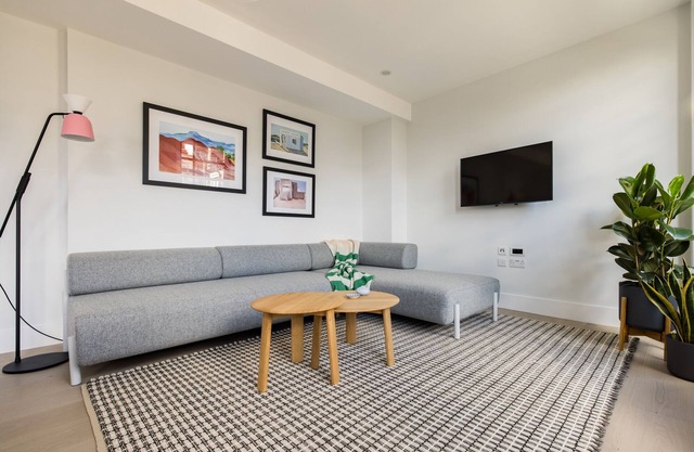 Lovely Leicester Square 2BR - Netflix & Nespresso