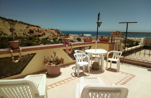 Casa de bajo presupuesto para amantes de la playa y la naturaleza.