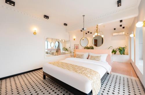 Lsles Designer River View B&B