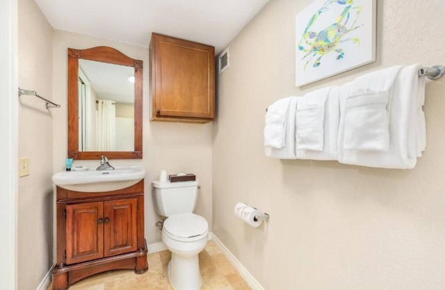 Luana Waikiki Hotel & Suites