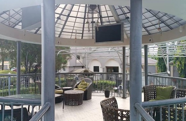 Lushville Hotel and Suites