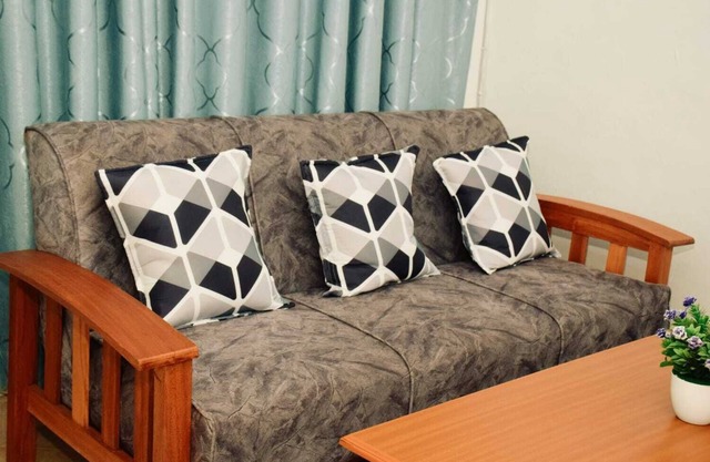 Lux Suites Orkney Apartments TRM Drive