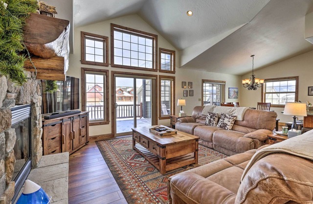 Luxe Rocky Mtn Retreat w / Hot Tub - Por Winter Park
