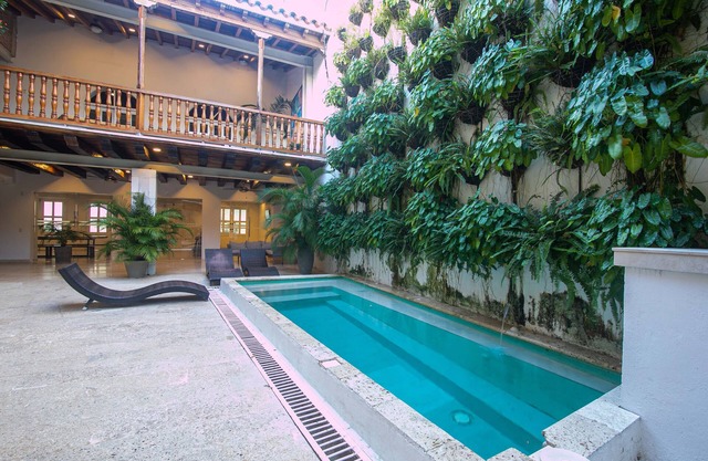 Luxurious Villa Breeze with Private Pools in Cartagena's Historic Center