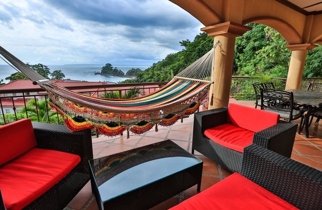 Lujoso ideal para familias, 3BR Condo Con piscina menos de 5 minutos andando de la playa