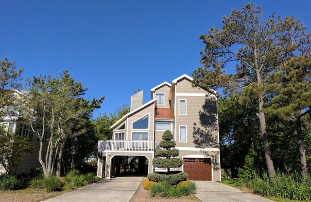 Ocean Block Home Gated North Bethany Community con playa privada