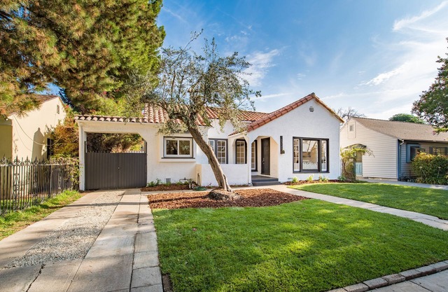 Luxurious Studio City Home