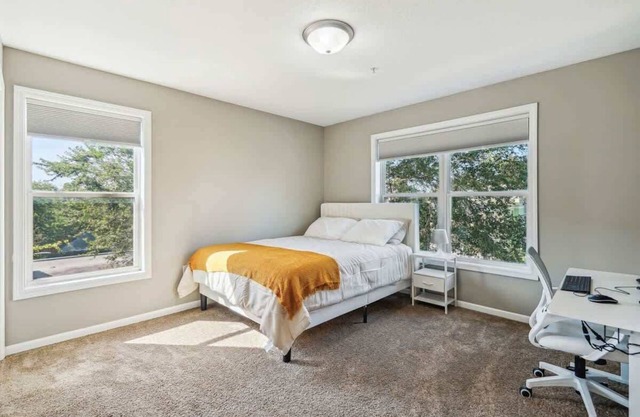 Luxury 1BR/1.5BA Room in Shared Home w/ Rooftop Near Downtown