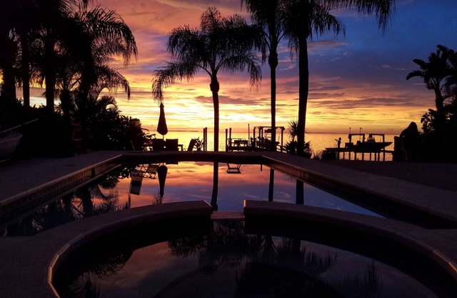 Justo en el Golfo de México (Casa privada 4/3): muelle privado, piscina y jacuzzi.