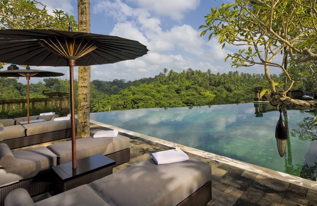 Bukit Naga Estate, Luxury 7 Beds Villa w / Waterfall & Feature Garden Cerca de Ubud