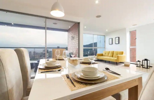 Luxury apartment in Poblado-Jacuzzi-Panoramic view