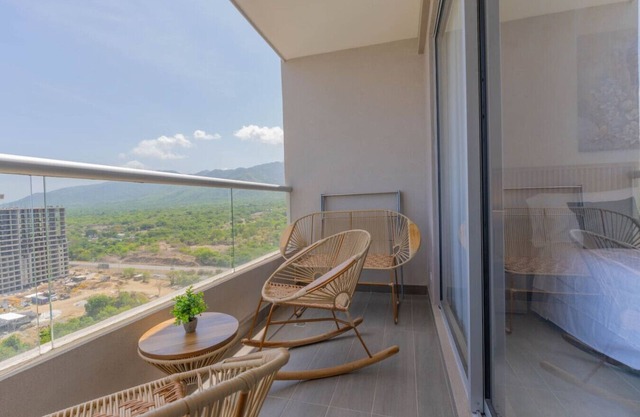 Apartamento de lujo vista al playa y piscina