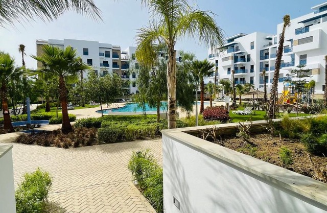 Luxury Apartment with Pool