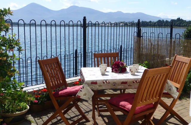 Apartamento de lujo con maravillosas vistas a la montaña y al mar