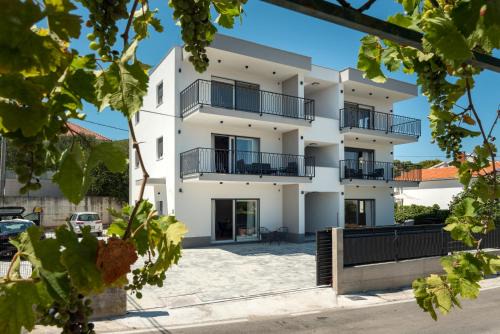 Luxury apartments Nicole