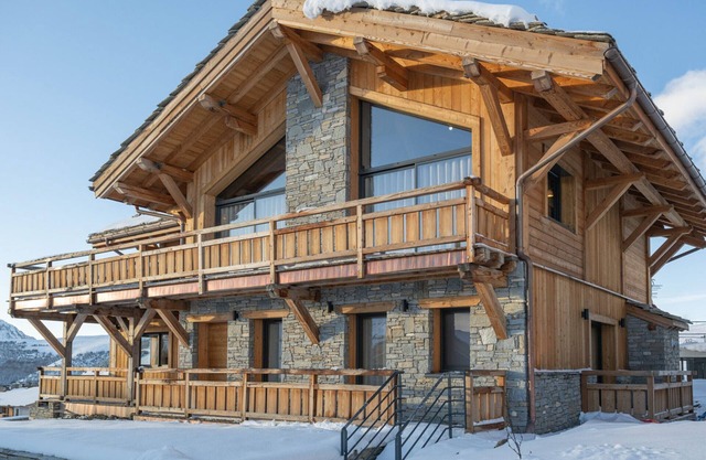 Chalet de lujo en Alpe d'Huez, ski-in/ski-out, sauna, jacuzzi, mascotas permitidas