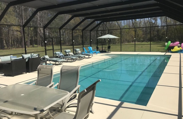Viviendas de lujo en cinco acres con una piscina a minutos del centro de Beaufort