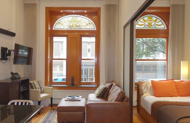 De lujo, totalmente equipada, 1 dormitorio Apartamento en UWS una cuadra de Central Park
