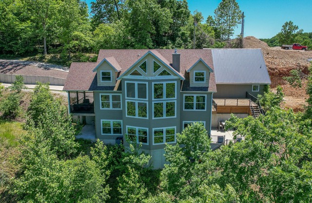 LAKEAWAY CHALET | 6 Bed, 5 Bath