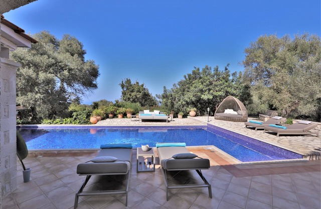 Villa Artemis, villa de lujo con piscina y privacidad absoluta