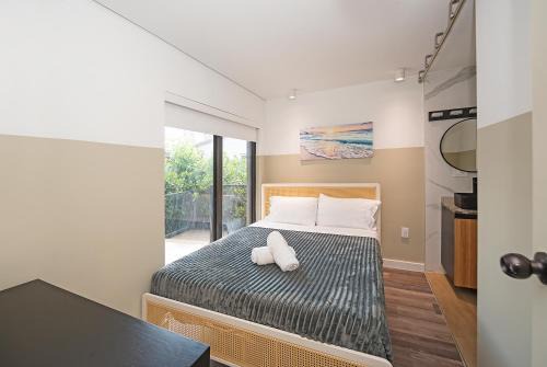 Luxury RiverFront By Renzzi