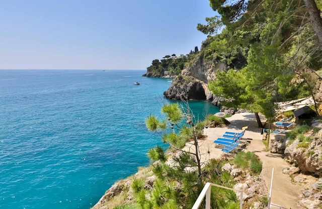 Luxury Room With sea View in Amalfi ID 3938
