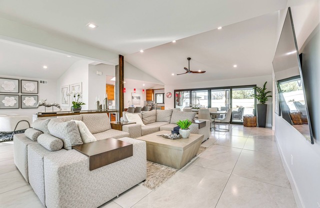 Luxury Scottsdale Home w/ Private Pool & Gas Grill