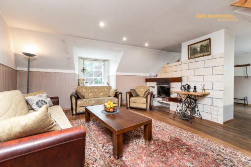 Luxury Suites - Old Town by Rikas Hotels