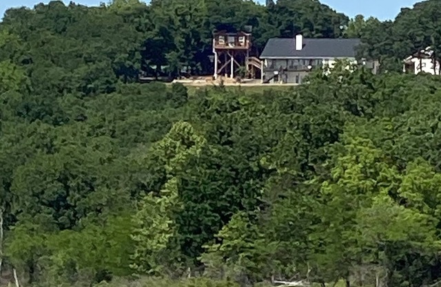 Luxury Treehouse