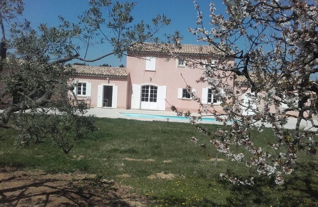 VILLA DE LUJO 300 M2 - 4 HABITACIONES EN MONTAÑAS DEL Vaucluse TRUFA DESCUBRIMIENTO