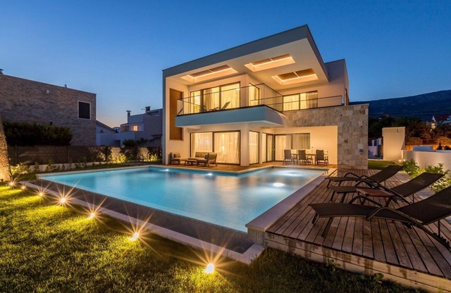 Villa Papillon Split de lujo con piscina privada en Split
