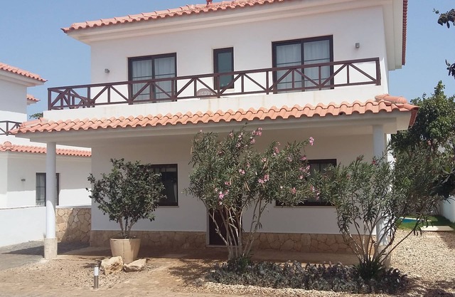 Brand New 5 Star Villa con piscina privada en Santa Maria
