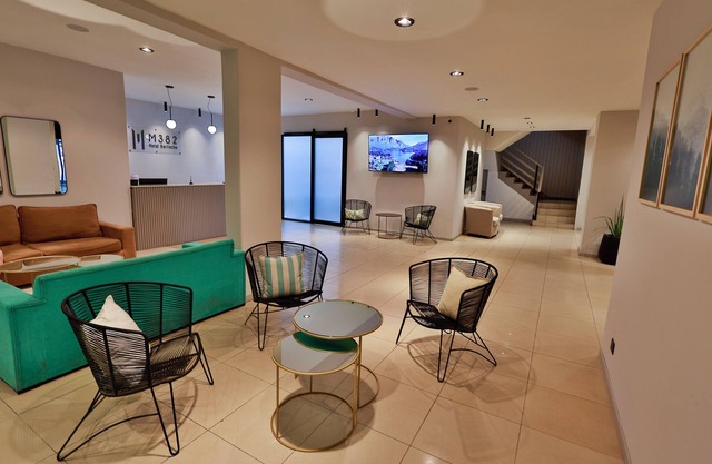 M382 Hotel Bariloche