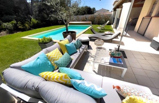 super-pont royal 8 Pers Villa con piscina privada y climatizada.