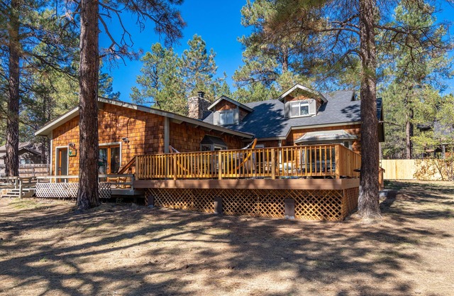 Retiro de Magdalena Meadows. Increíble propiedad de un millón de dólares en propiedad de 3 acres