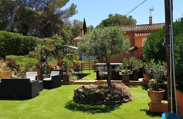 Magníficas casas rurales 8 personas Luberon Provence