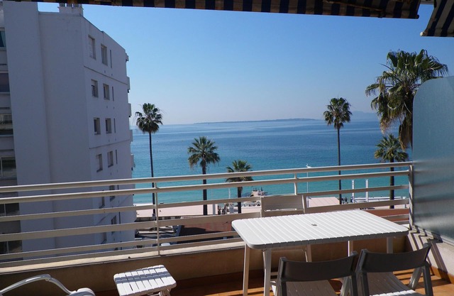 Magnífica vista al mar Confort. Acondicionado. 50 m de la playa. Wifi y Freebox