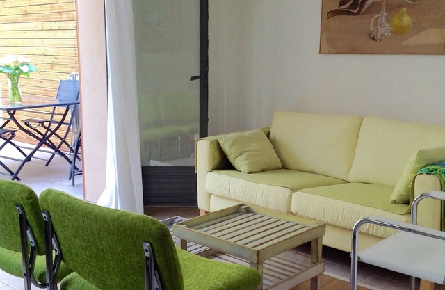 CASA CLARA A 2 km de las playas, decoración refinada, internet wifi, terraza, garaje
