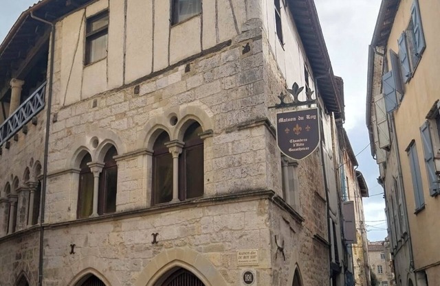 Maison du Roy -Upper Chambers . JULY and AUGUST is AVAILABLE!