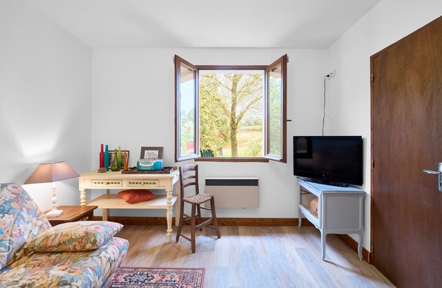 Maison La Plaine – Gîte confortable con terraza en el corazón del Périgord