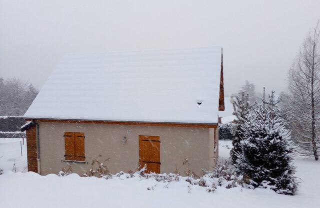 MAISON NEUVE *** A 1KM DU LAC CHAMBON