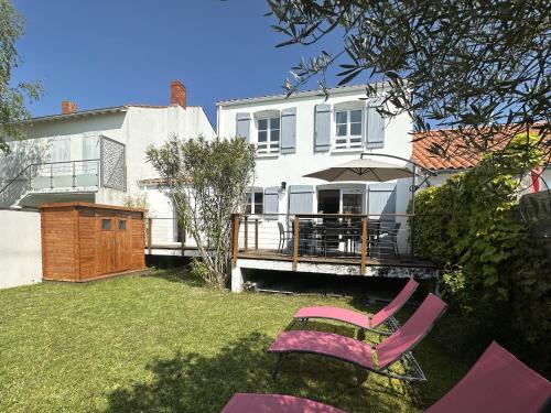 Maison rénovée proche plage et centre-ville, 8 pers, 4 ch, jardin, terrasse, wifi, équipements bébé - FR-1-194-287