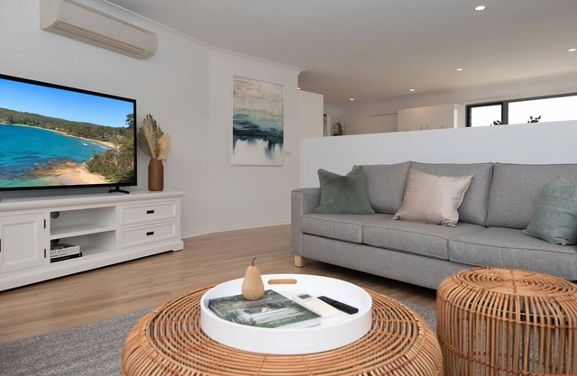 Maloneys Beach Views 3 Bed Home