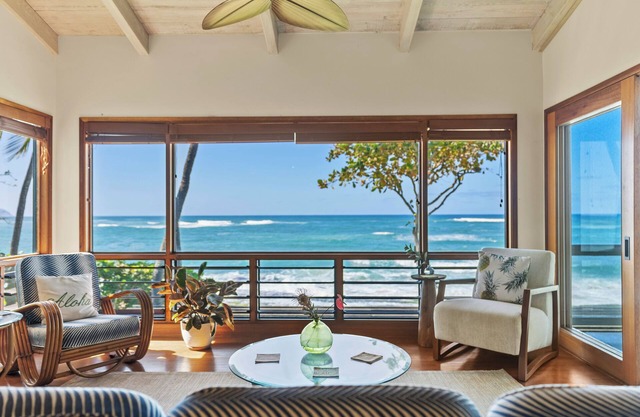 Maluhia Beach House by Gather: Oceanfront Home w/ Lanai & Views