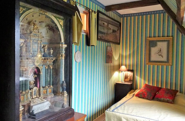 Manoir de Roquefort, calm and serenity 5 km from the sea