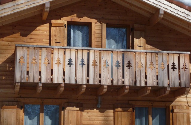 "MAPILOU" chalet independiente, tranquilo, terraza y amplio jardín